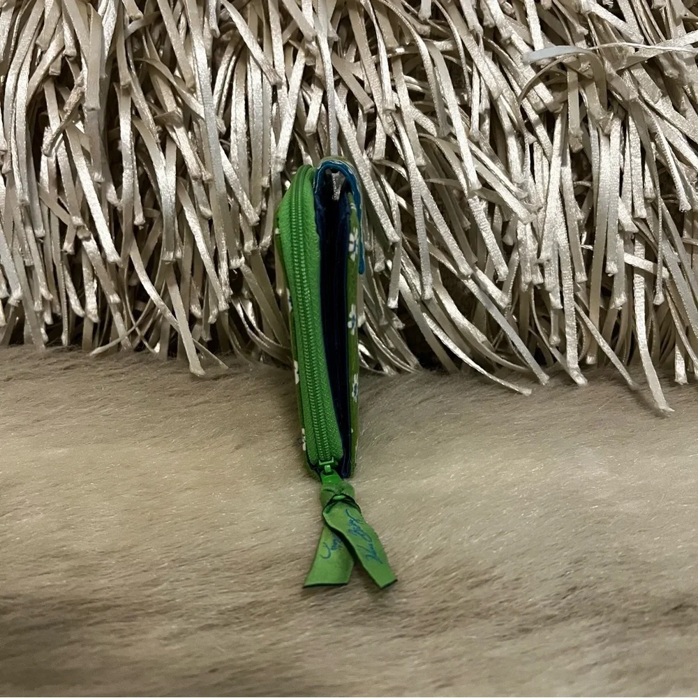 Vintage VERA BRADEY Apple Green 2004 Mini Zip Wallet Green White Y2K Floral - Picture 8 of 12